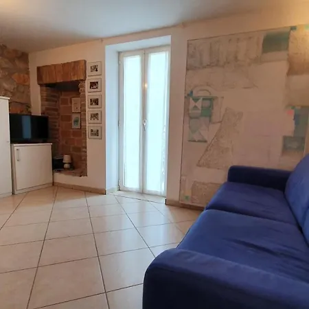 Ernesta Apartment *