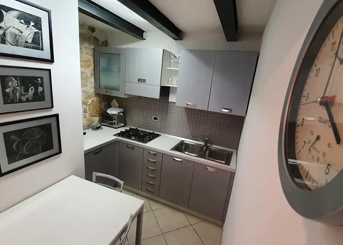 Ernesta Ρόβινι