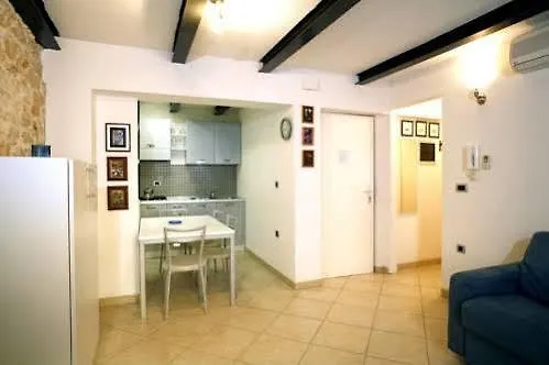 Ernesta Διαμέρισμα *